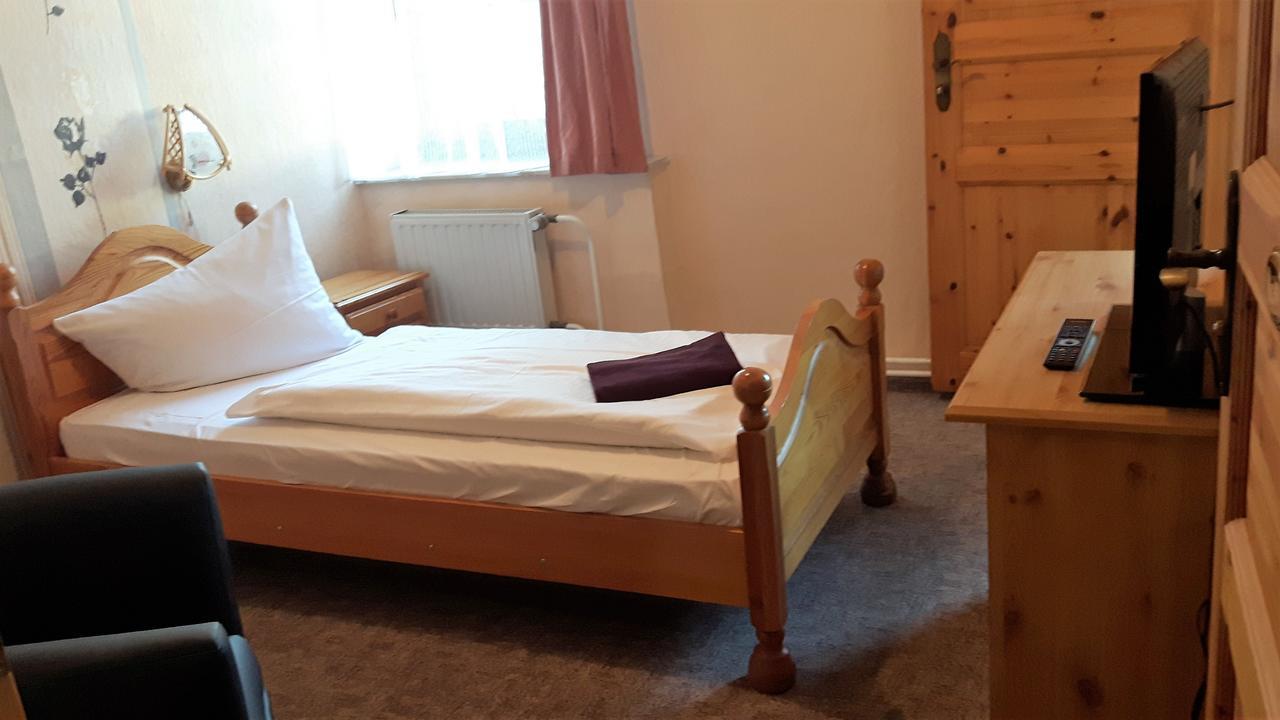 Stutzengrun Landhotel "Lichte Aue" Lichtenau מראה חיצוני תמונה