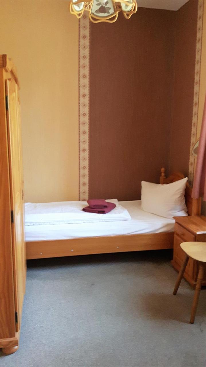 Stutzengrun Landhotel "Lichte Aue" Lichtenau מראה חיצוני תמונה