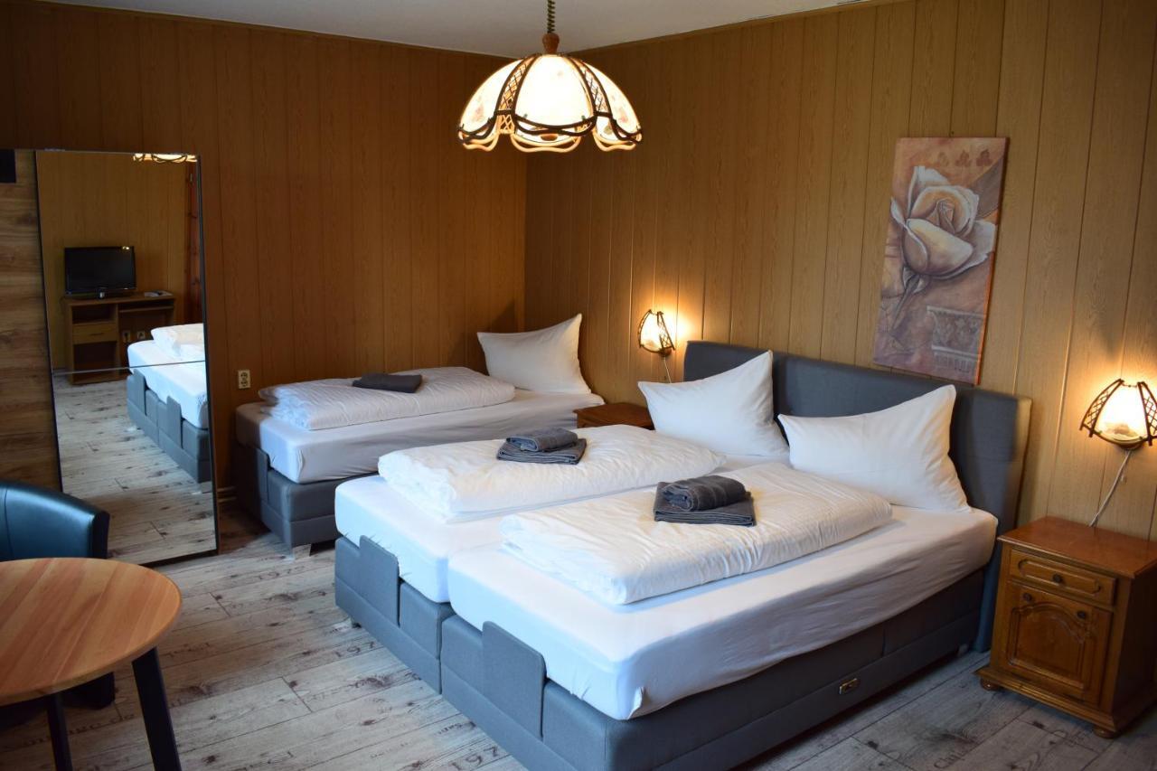 Stutzengrun Landhotel "Lichte Aue" Lichtenau מראה חיצוני תמונה